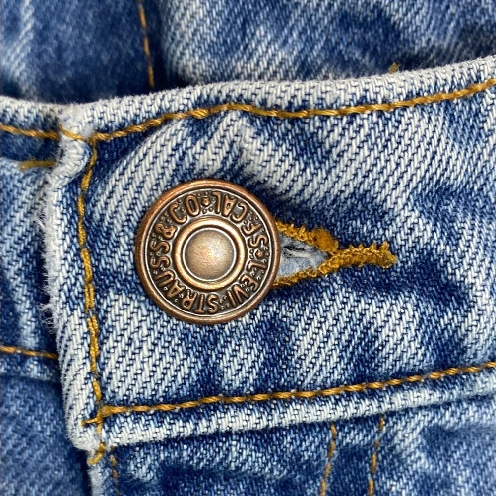Levi's 560 Loose Fit Tapered Leg Men's Jeans in Classic Blue Vintage 1998